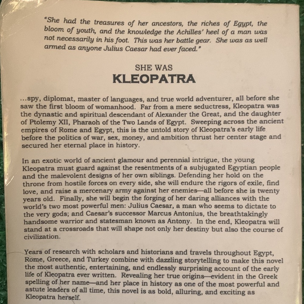 Kleopatra Book - Picture 2 of 2